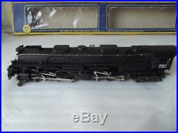 AHM Riverossi 4-6-6-4 Challenger Union Pacific Locomotive 5113-02 3967 HO SCALE