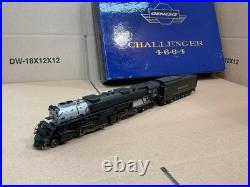 Athearn Genesis Ho Scale Challenger Steam Locomotive Up 4-6-6-4 DCC Sound 3964
