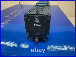 Athearn Genesis Ho Scale Challenger Steam Locomotive Up 4-6-6-4 DCC Sound 3964