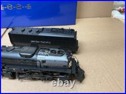 Athearn Genesis Ho Scale Challenger Steam Locomotive Up 4-6-6-4 DCC Sound 3985 Athearn Genesis Ho Scale Challenger Steam Locomotive Up 4-6-6-4 DCC Sound 3985