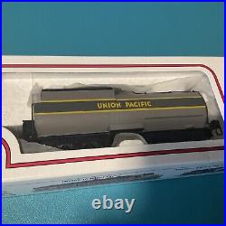 Bachmann Ho Scale Model Trains Union Pacific Steam Locomotive & Tank Tender 806