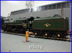 Bachmann Standard Class 5 BR Green OO Gauge scale model replica