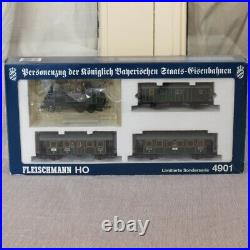 Fleischmann 4901 Bavarian passenger train set of Pt2/3 loco & 3 coaches HO scale