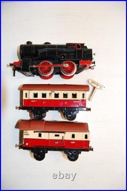 Fleischmann Scale 0 Train U 320/2 R Steam Locomotive 99 221 Cart 400 401 Tracks Fleischmann Scale 0 Train U 320/2 R Steam Locomotive 99 221 Cart 400 401 Tracks