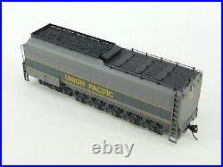 HO Scale AHM/Rivarossi 5098-02 UP Union Pacific 4-8-4 FEF 3 Steam #836