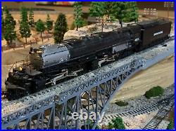 HO Scale Trix Big Boy 4-8-8-4 DCC withSound Steam Locomotive DETAILED watch video