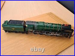 Hornby BR GREEN 2-10-0 CLASS 9F 92220 EVENING STAR OO Scale Locomotive