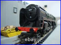 Hornby Britannia Class British Railways OO Gauge scale model replica