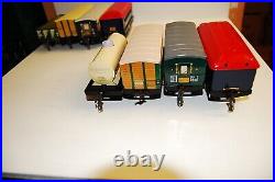 Hornby Hachette Scale 0 Sheet Metal Steam Etat +4 Passenger Cars +4 Freight Car