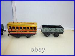 Hornby Meccano clockwork tin tender locomotive and 2 wagons, O scale + Video