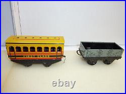 Hornby Meccano clockwork tin tender locomotive and 2 wagons, O scale + Video