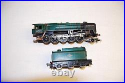 Hornby R. 065 Scale H0 Steam B. R. Standard Class 9F 2-10-0 Evening Star Boxed