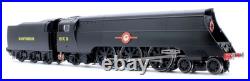 Hornby R30455 SR Merchant Navy Class 4-6-2 No. 21C9'Shaw Savill' WWII 80th Anni