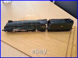 Hornby R350 BR GREEN 4-6-2 CLASS A4 60022 MALLARD OO Scale Locomotive