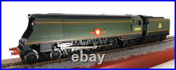 Hornby R3649 OO Scale Merchant Navy (Original) 4-6-2'Ellerman Lines' No. 35029
