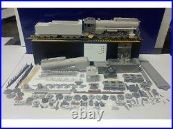 Kit for assembly model of Soviet Steam Locomotive LV type HO scale