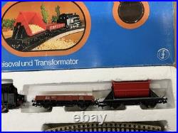 MARKLIN HO SCALE STARTER TRAIN SET WithSTEAM LOCOMOTIVE & WAGONS &TRACK SET S 2930