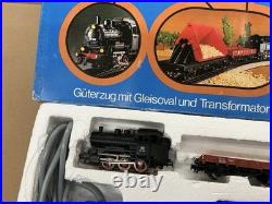MARKLIN HO SCALE STARTER TRAIN SET WithSTEAM LOCOMOTIVE & WAGONS &TRACK SET S 2930
