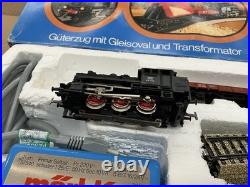 MARKLIN HO SCALE STARTER TRAIN SET WithSTEAM LOCOMOTIVE & WAGONS &TRACK SET S 2930