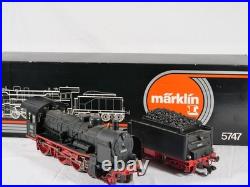 MÄRKLIN No. 5747 Steam Locomotive 38 1803 Type 230 With DR Tender Scale I