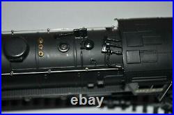 Mehano HO Gauge Canadian National 6043 4-8-2 Steam Loco. 187 Scale Model Train
