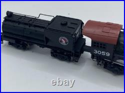 Model Power N Scale Great Northern USRA 2-8-2 Mikado + Vandy Oil Tender, 3059
