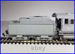 Rivarossi 1087 3 Rail AC 2-8-2 P10 Steam Loco 2811 Prussian Grey HO Scale