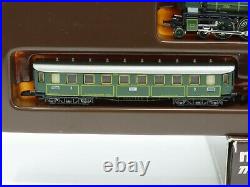 Z Scale Marklin 8102 K. Bay. Sts. B. Royal Bavarian Express Passenger Train Set